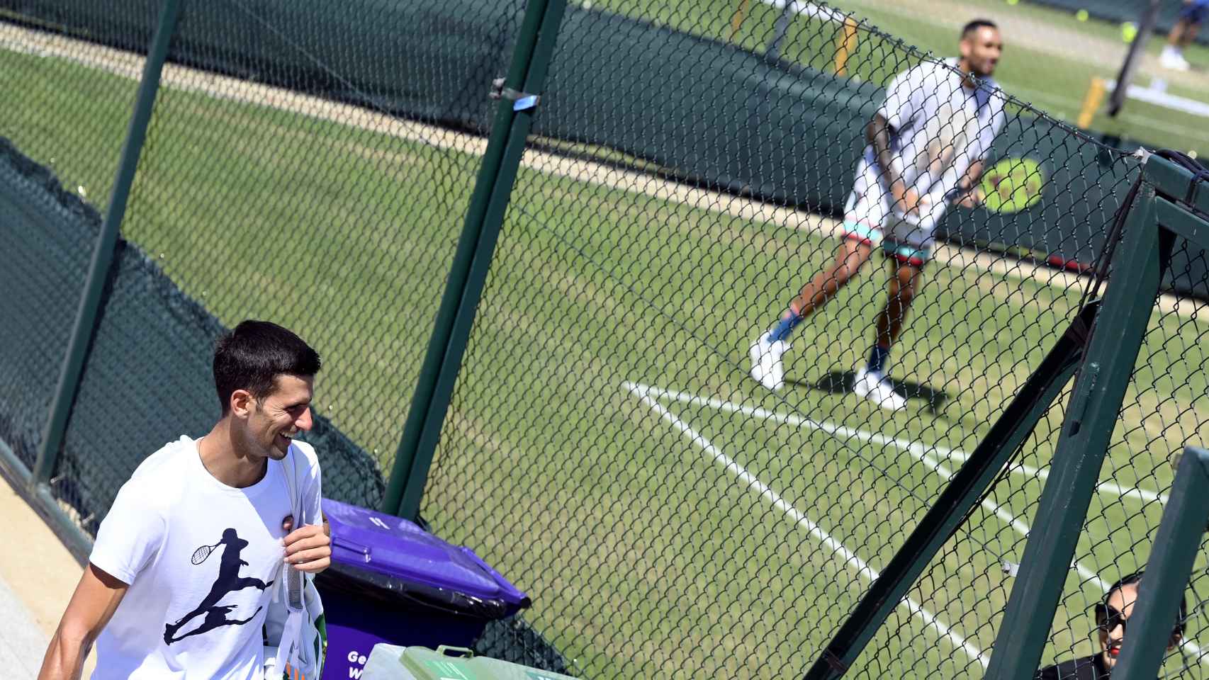 Novak Djokovic y Nick Kyrgios, entrenando antes de la final de Wimbledon