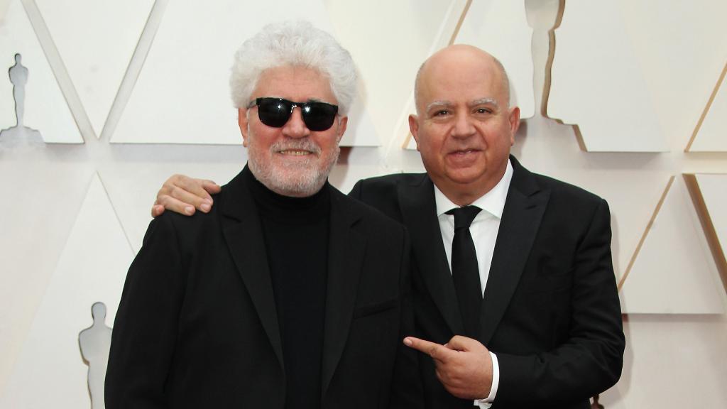 Los dos hermanos Almodóvar son académicos de Hollywood.