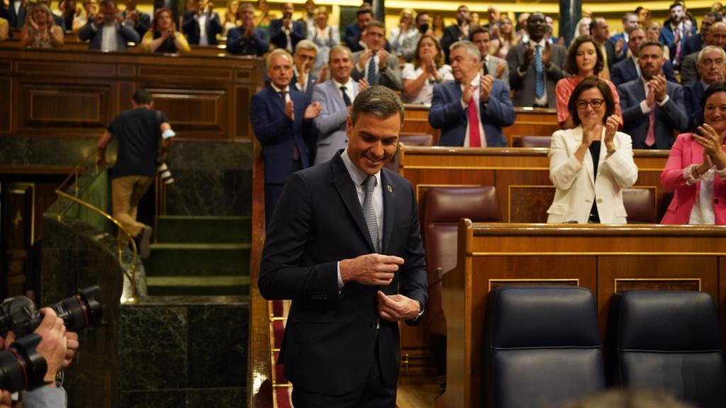 Pedro Sánchez se dispone a subir a la tribuna en el Debate sobre el estado de la Nación.