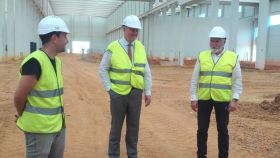 El director general de Industria de la Junta de Castilla y León, Fernando del Campo González visita LatemAluminium