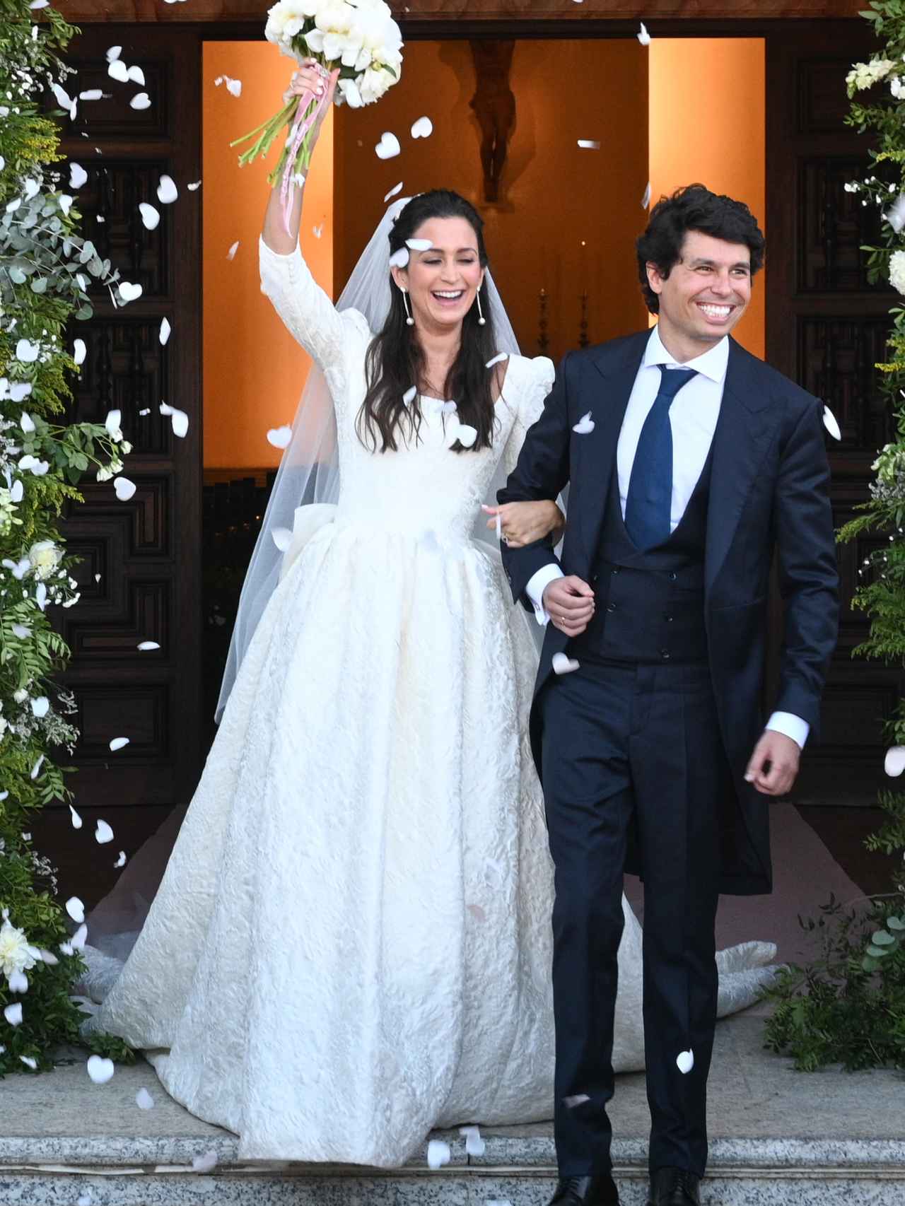 Cristina Fernández y Álvaro Castillejo Preysler, felices tras darse el 'sí, quiero'.