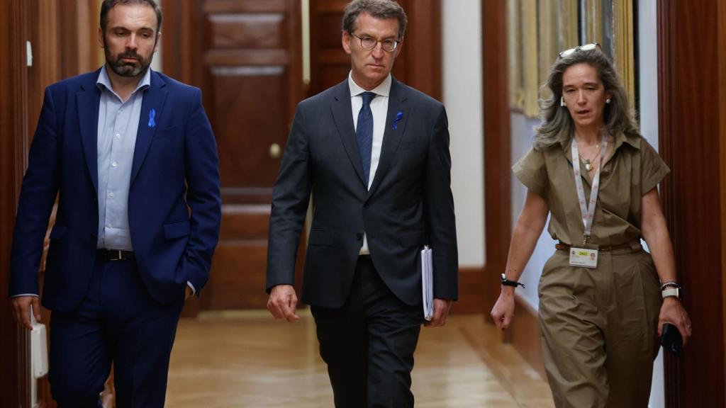 El presidente del PP, Alberto Núñez Feijóo, de camino al Debate sobre el estado de la Nación.