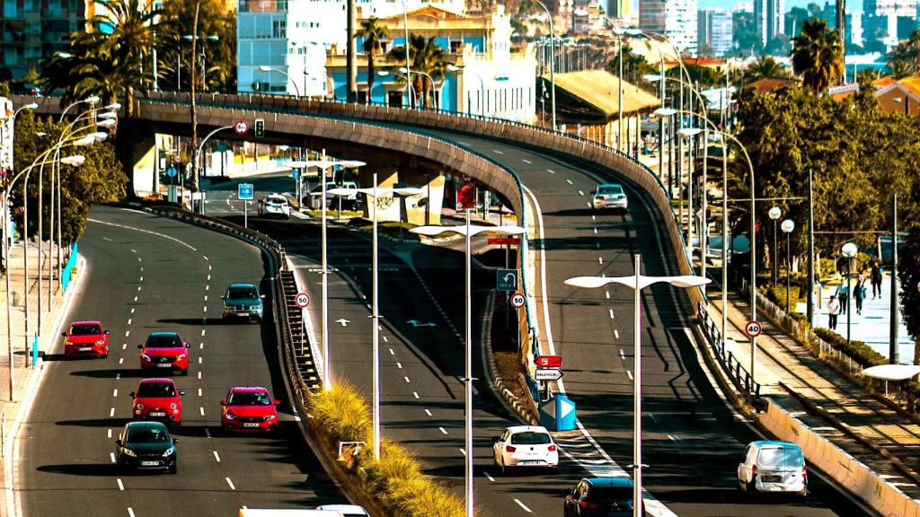 Imagen de recurso de las carreteras de salida de la ciudad de Alicante hacia el norte del litoral.