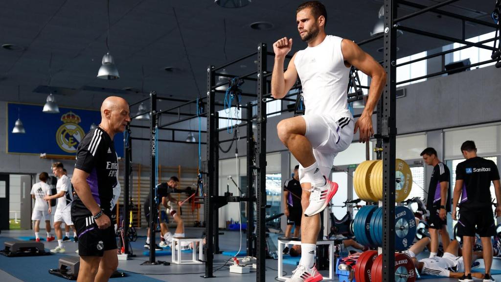 Antonio Pintus y Nacho Fernández, en un entrenamiento del Real Madrid