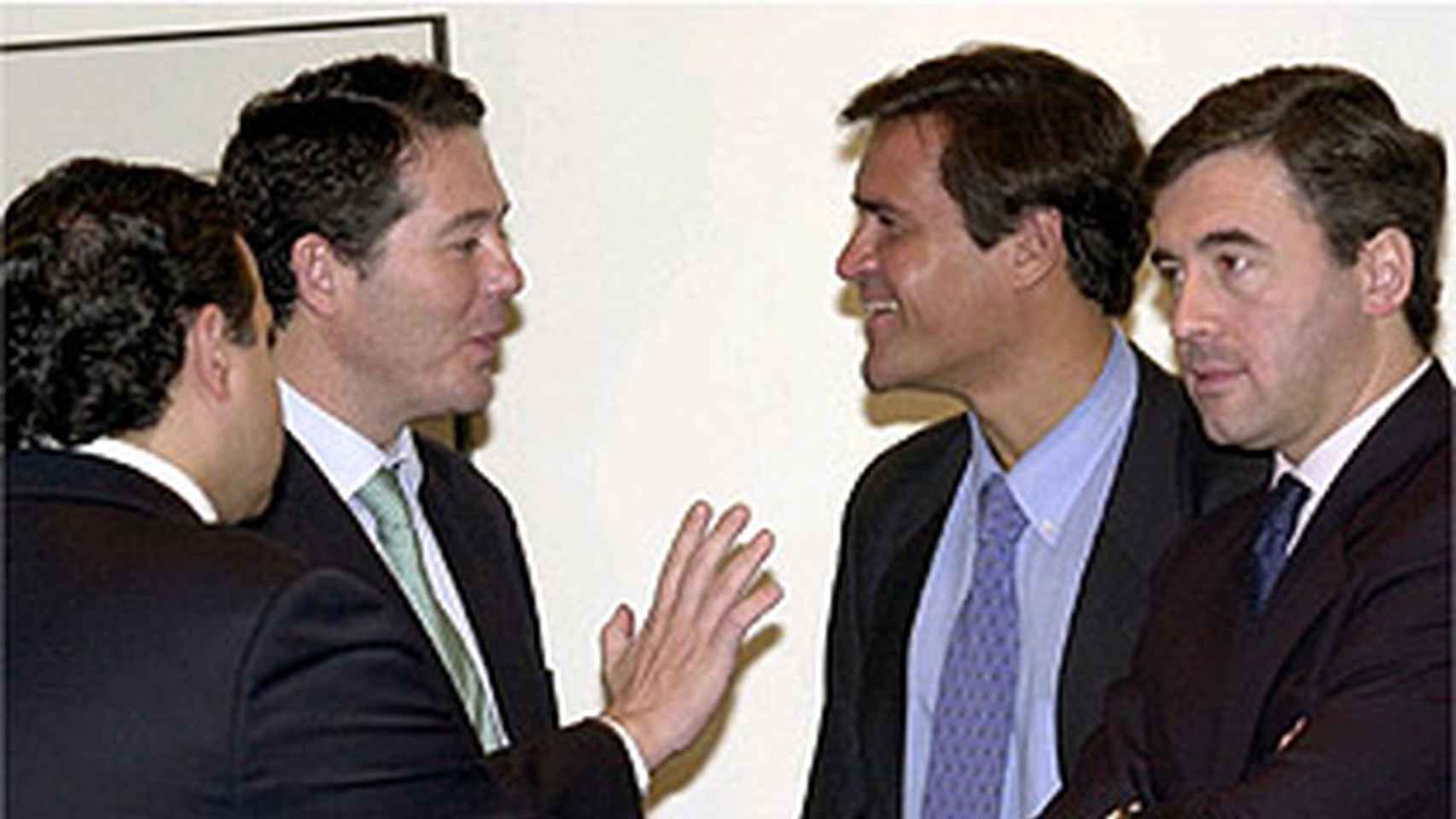 José María Michavila (PP), junto al Juan fernando López Aguilar (PSOE) y el entonces ministro de Justicia, Ángel Acebes (PP).
