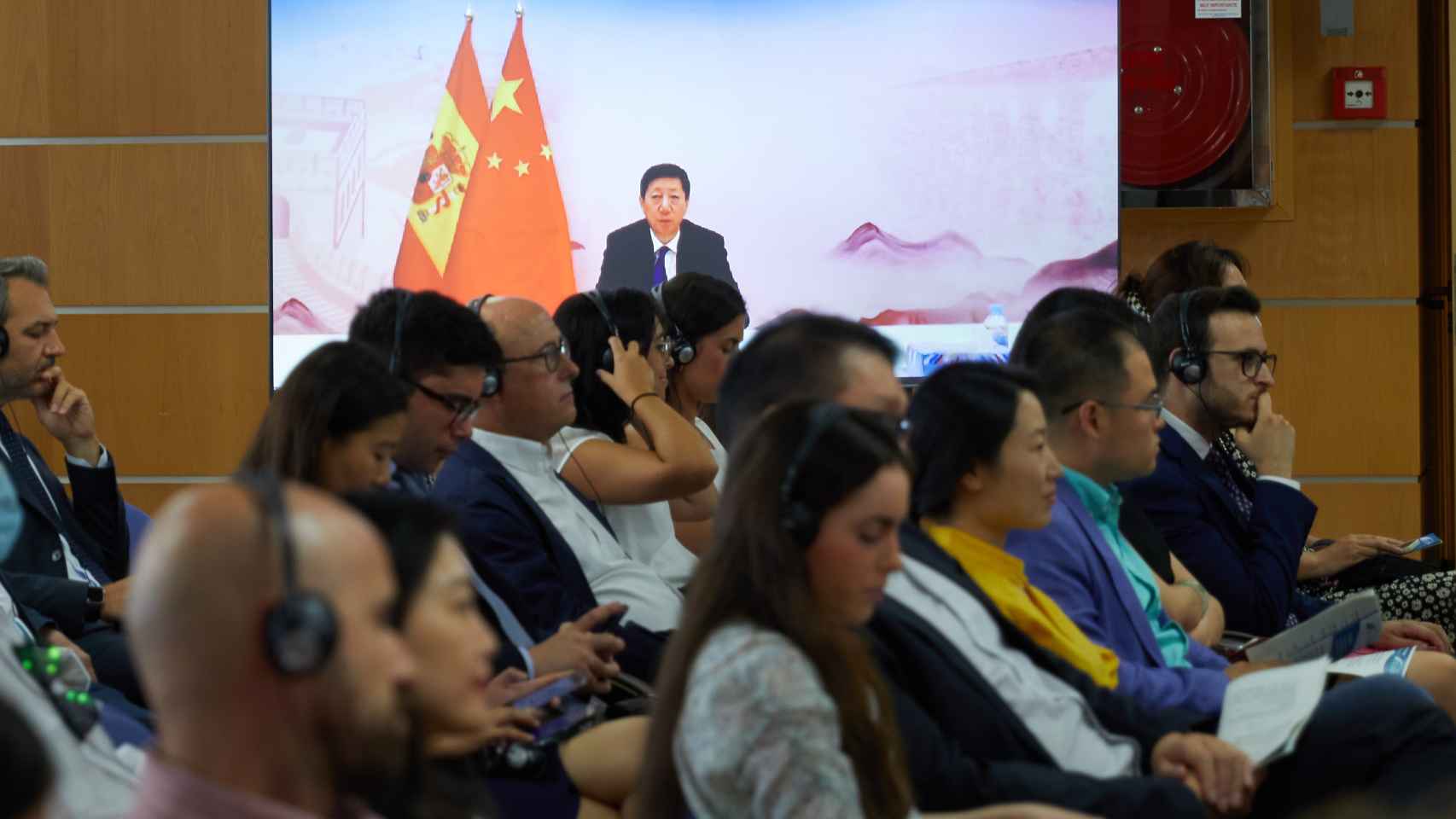 El embajador chino en España, Wu Haitao, durante su intervención en el acto