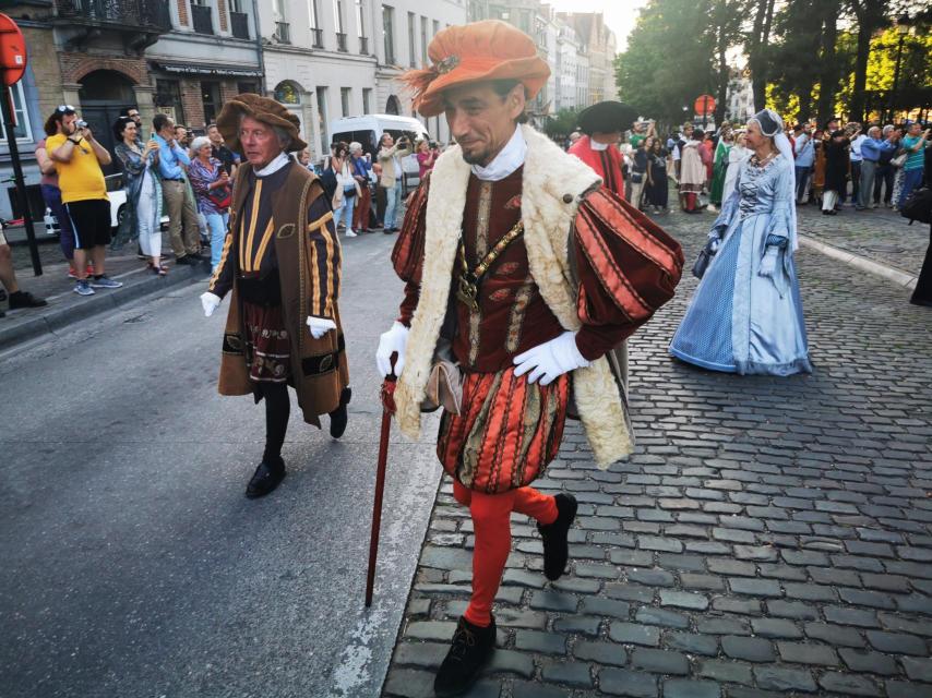 Desfile Ommegang en Bruselas.