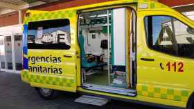 Ambulancia del 112 en las Urgencias del Hospital Virgen de la Zamora