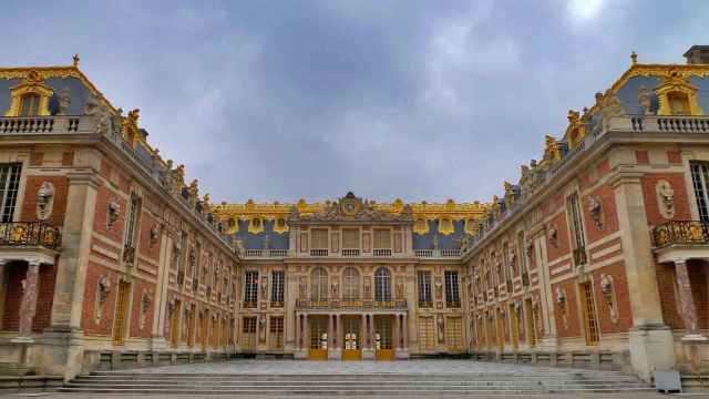 El obligado viaje al lujo del pasado en Versalles: el Palacio y otros rincones que descubrir.