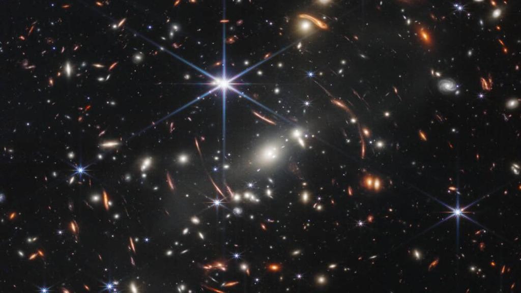 El cúmulo de galaxias llamado SMAC 0723.