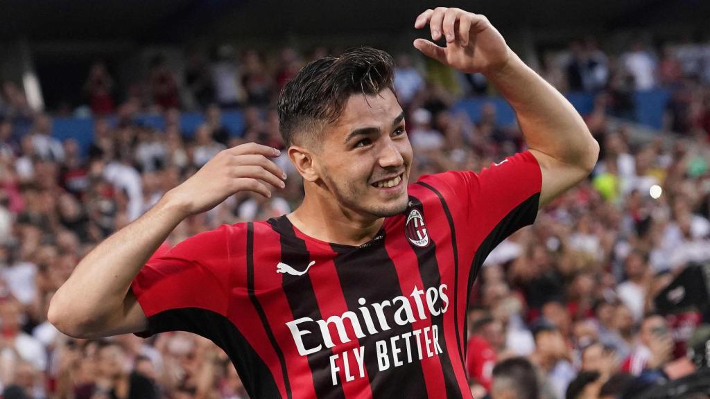 Brahim Díaz, en un partido del AC Milan de la temporada 2021/2022