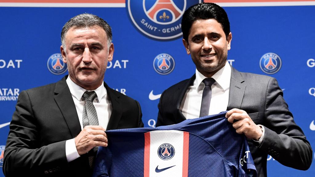 Christophe Galtier, junto a Nasser Al-Khelaifi en su presentación como nuevo entrenador del PSG