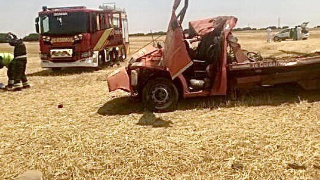 Imagen del accidente mortal en Mucientes. Fotografía: Bomberos Diputación de Valladolid