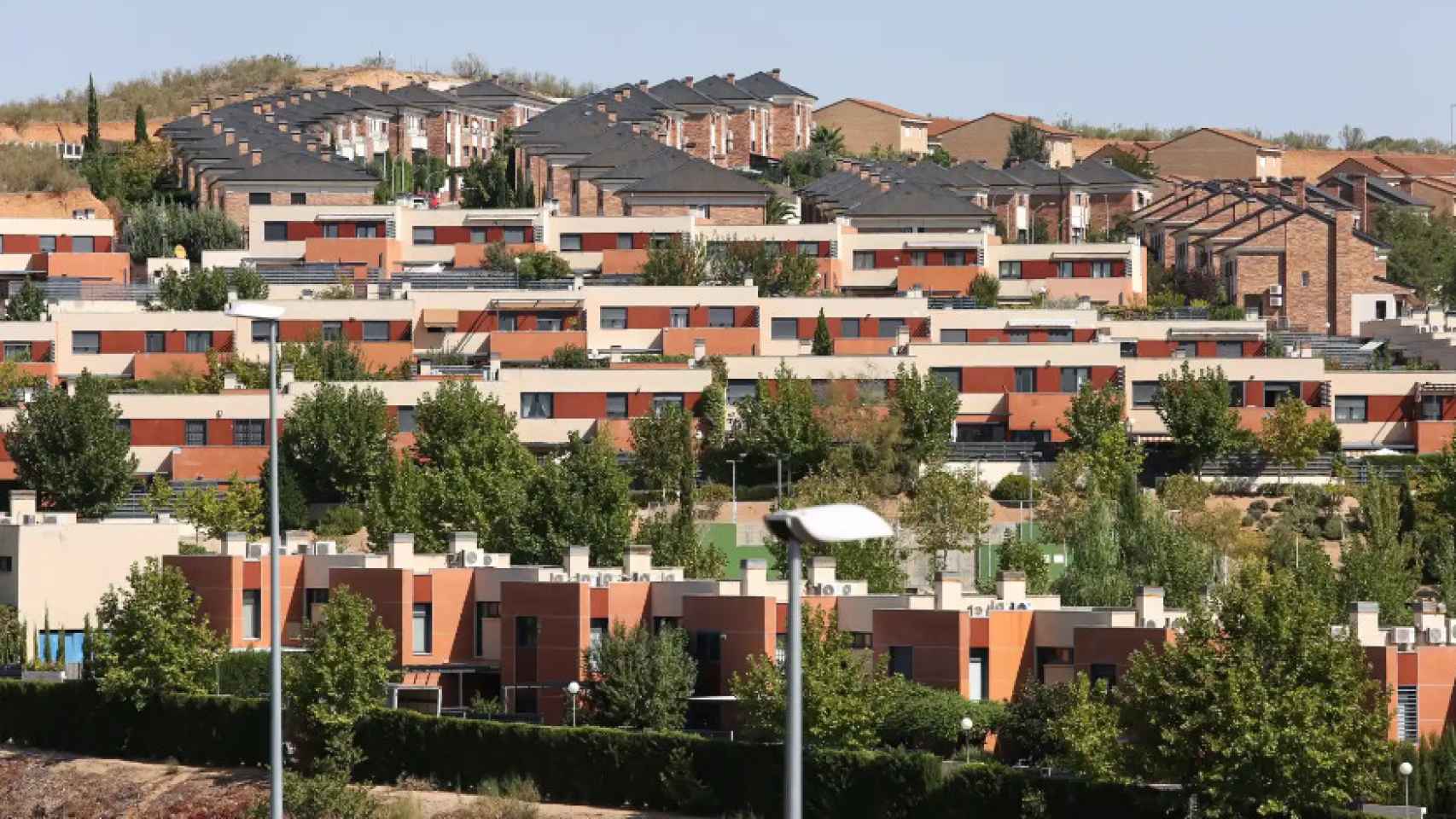Viviendas unifamiliares en el barrio de Valparaíso de Toledo.