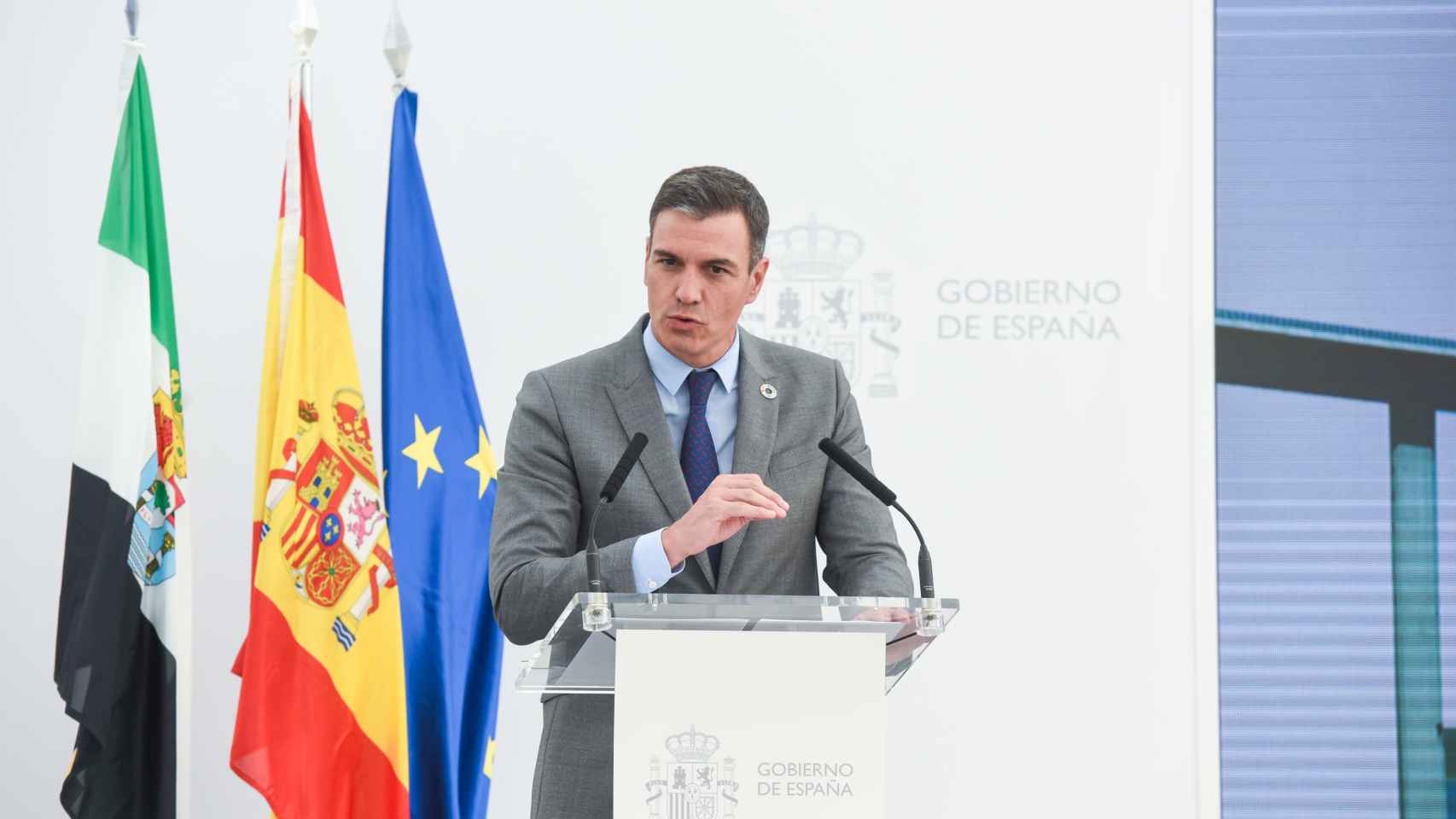 Pedro Sánchez, presidente del Gobierno, en una comparecencia este lunes.