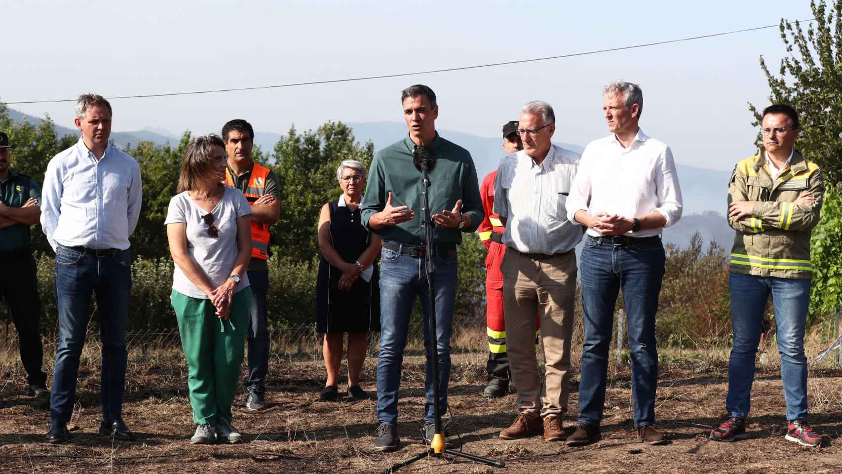 Visita de Pedro Sánchez a las zonas afectadas por los incendios en Ourense.