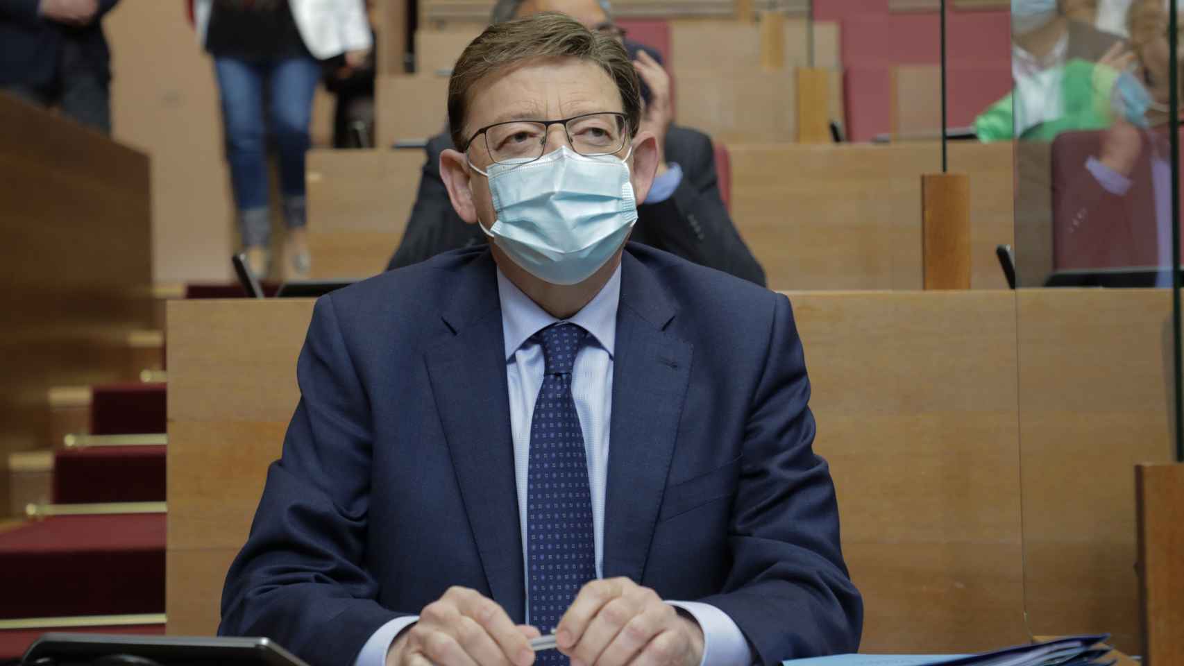 Ximo Puig tras una comparecencia en las Cortes Valencianas sobre la pandemia en 2021.