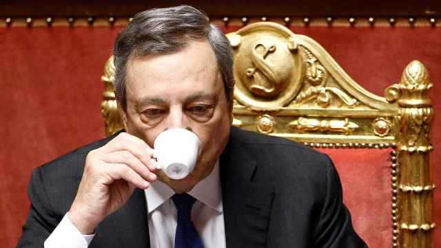 Mario Draghi durante la moción de censura.