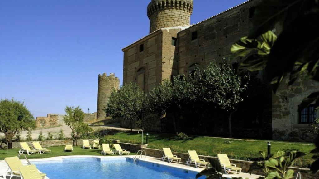 Los mejores Paradores de España que tienen piscina para este verano