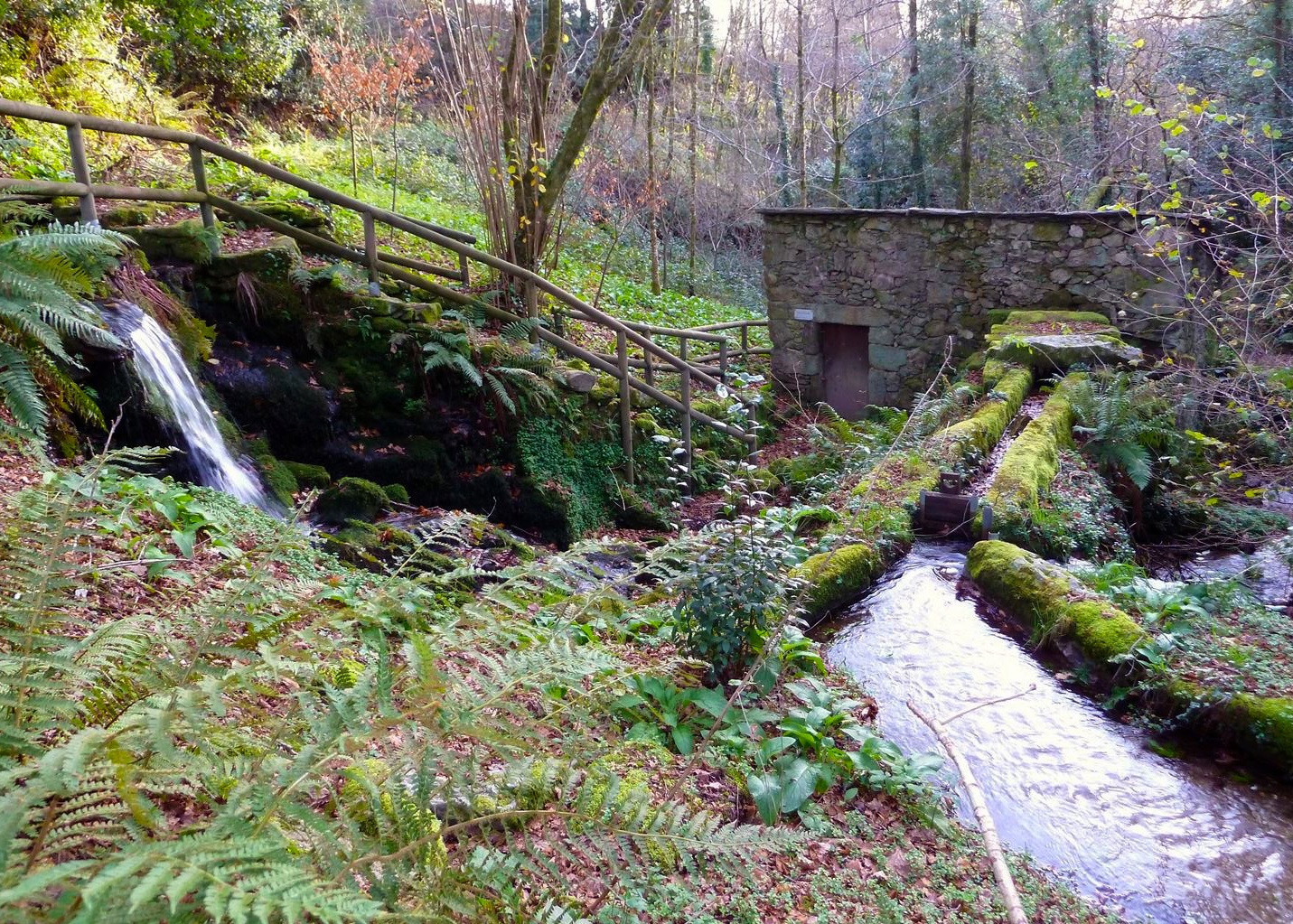 Ruta Molinos de Vesacarballa. Foto: Turismo Rías Baixas