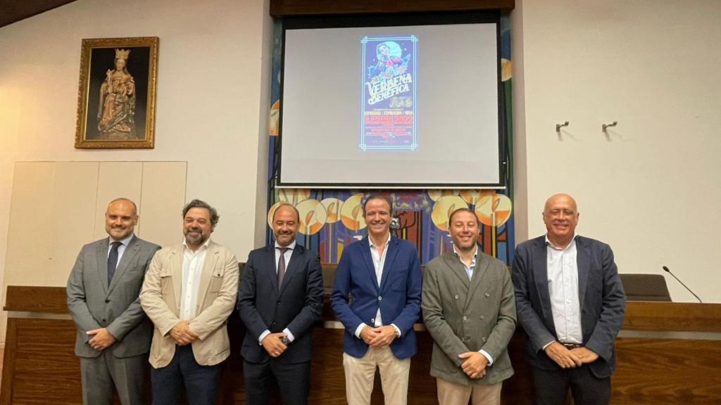 Hermanos mayores de las cofradías participantes en el evento.