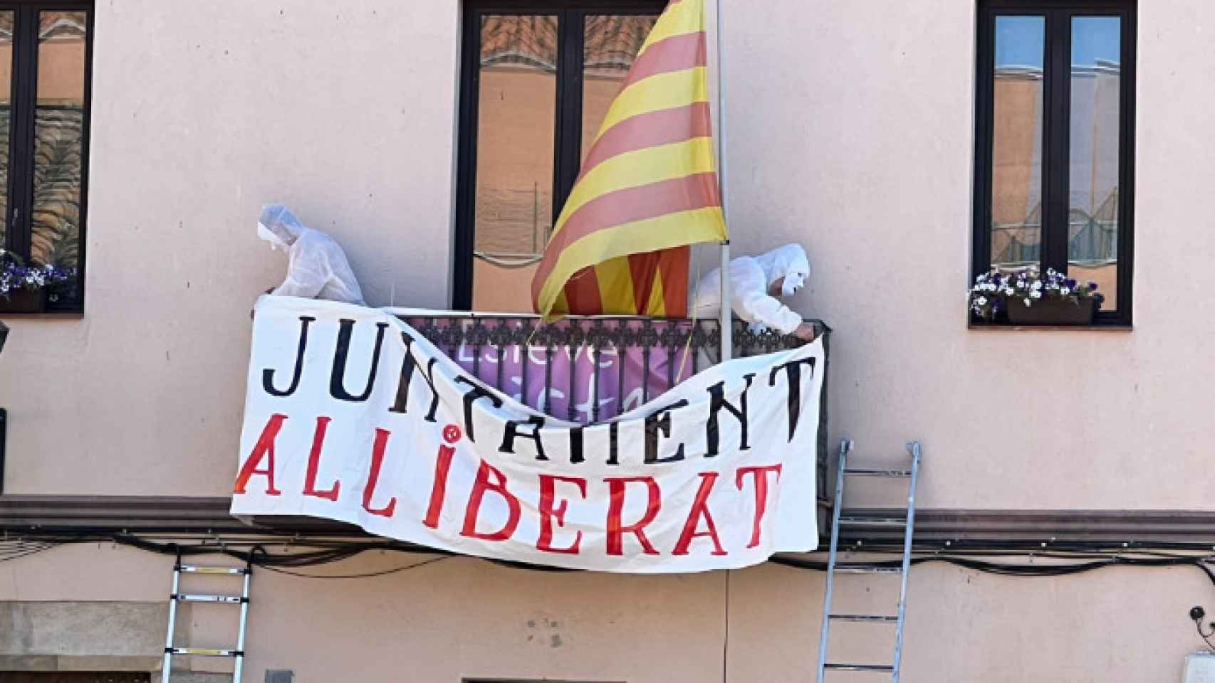 Acto de liberación de un Ayuntamiento del resto de España.