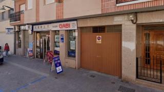 Despacho receptor de loterías en la calle Resina 12