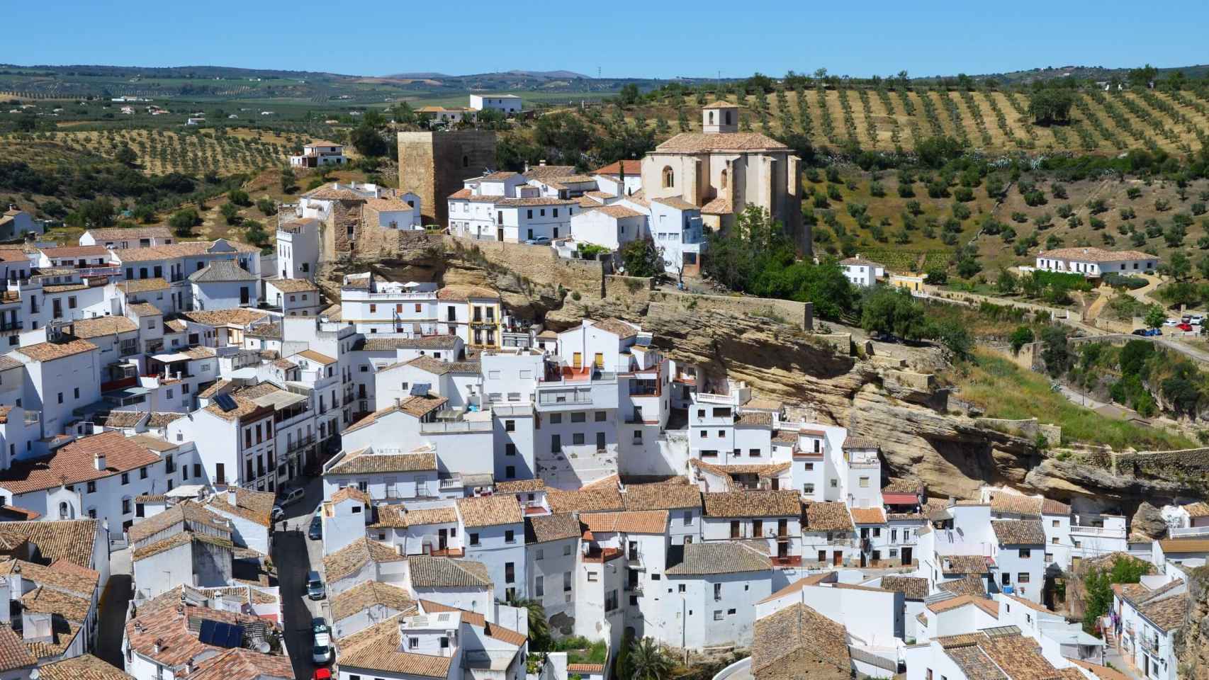 Setenil de las Bodegas, el pueblo más espectacular de España