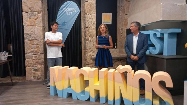 Fernando Amador, Martina Aneiros y Antonio Golpe durante la presentación