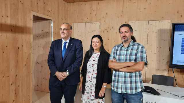 Manuel Reigosa, Belén Rubio y Anxo Moreira en la rueda de prensa de este jueves.