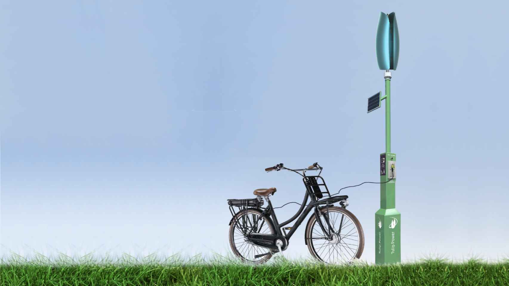 Bicicleta eléctrica cargada por una turbina eólica.