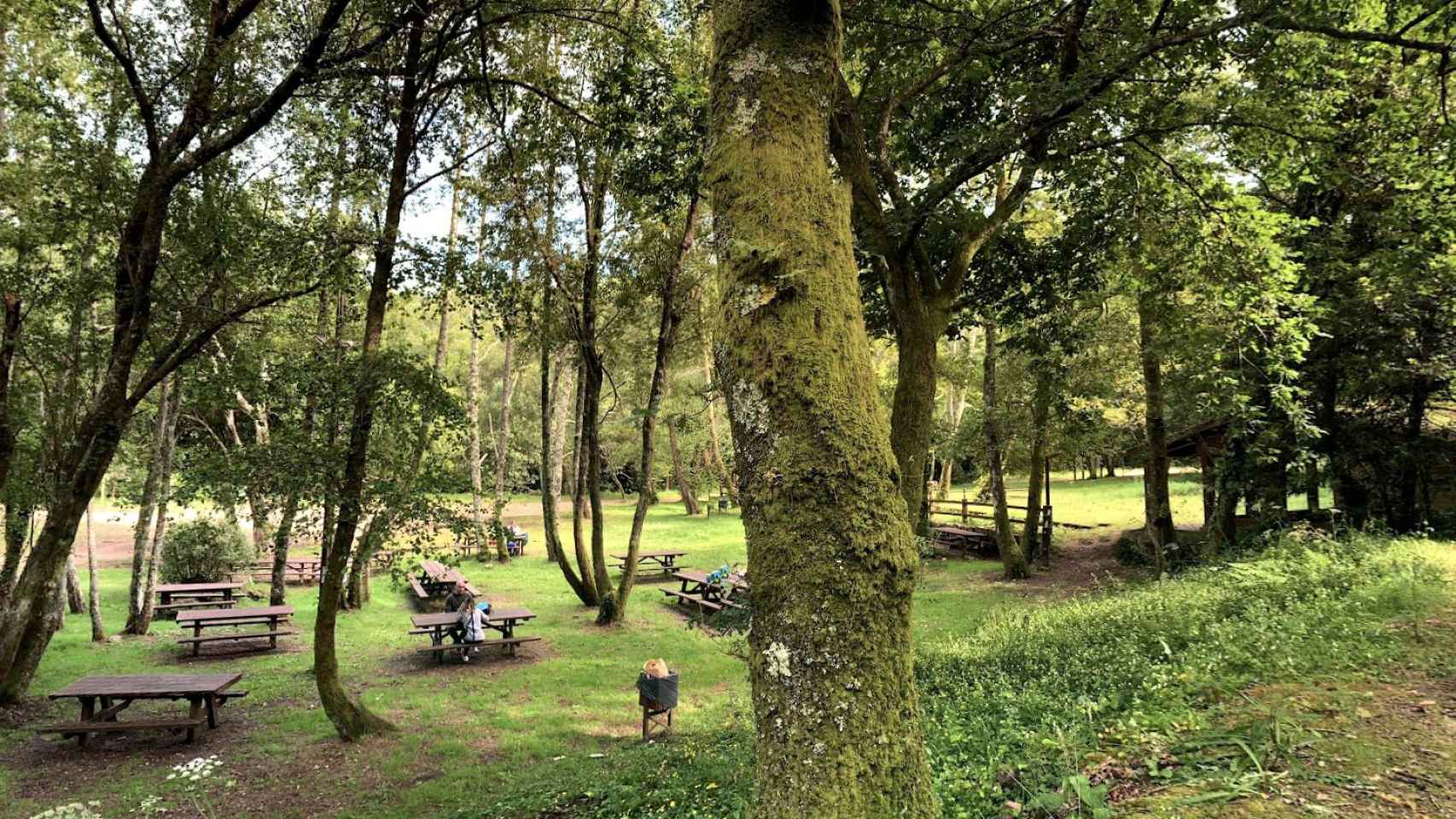 Merenderos de la Ruta da Pedra e da Auga.