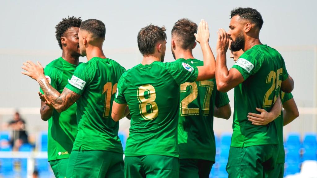 El Elche celebra la victoria en el Pinatar Arena ante el Leganés.