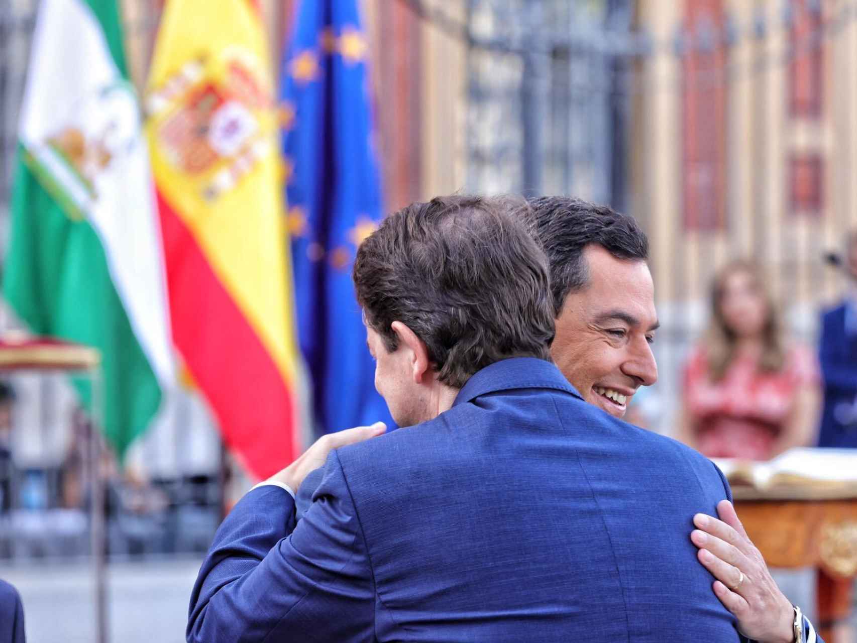 Alfonso Fernández Mañueco junto a Juanma Moreno Bonilla