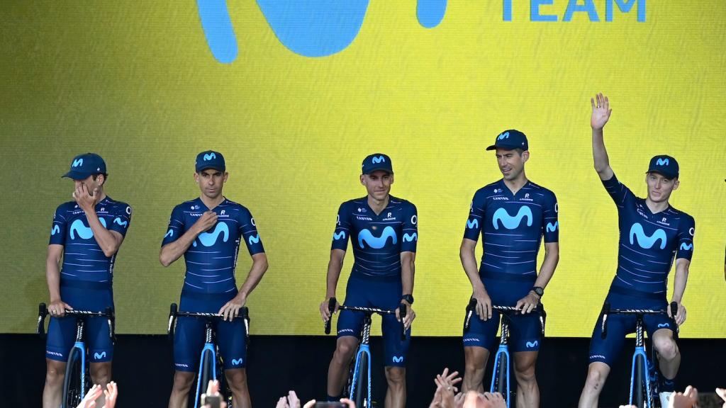 El Movistar en la presentación del Tour de Francia 2022