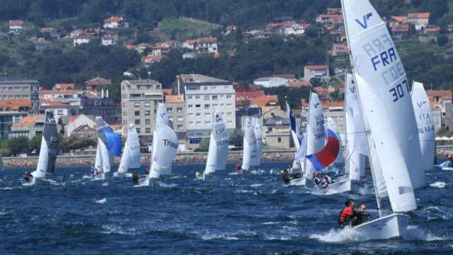 La primera prueba del 60 Campeonato del Mundo de Vaurien en Vigo define a los favoritos