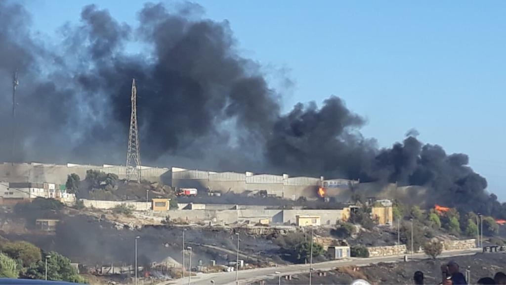 Una imagen del incendio en Estepona.