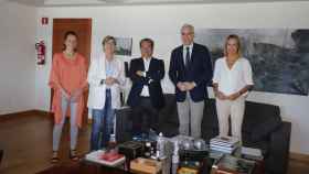 Reunión del vicepresidente primero, Francisco Conde, y la conselleira do Mar, Rosa Quintana, con los responsables de Conxemar.