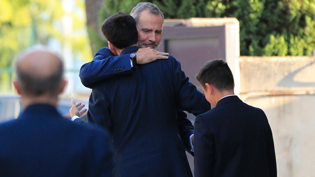 El rey Felipe VI este pasado martes llegando al tanatorio para darle el último adiós a Sonia de Morales de Borbón-Dos Sicilias.