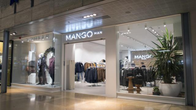 Imagen de archivo de una tienda Mango Man.