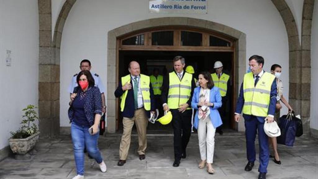 Robles durante su visita a Navantia