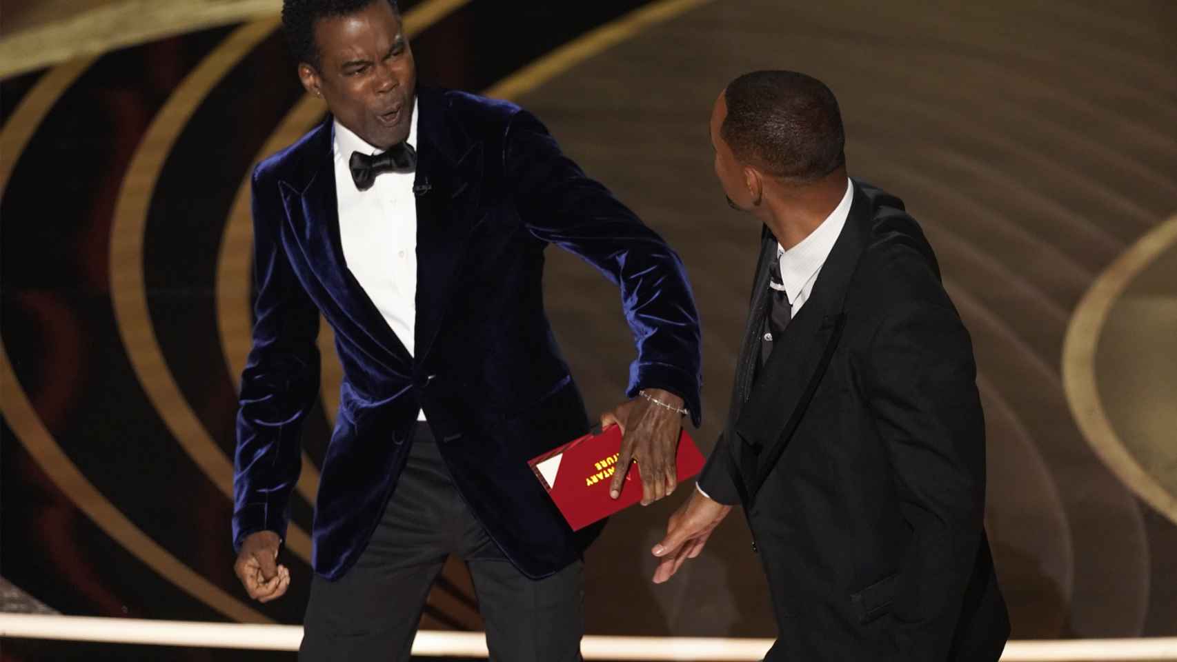 Chris Rock no ha olvidado la bofetada de Will Smith en los Oscar.
