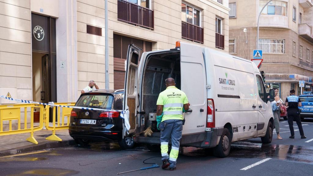 Un hombre ha asesinado a su expareja cuando salía del trabajo.