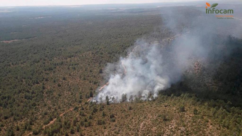 Incendio forestal declarado en Yemeda, provincia de Cuenca. Foto: Plan Infocam