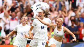 Kelly celebra el gol de la victoria de Inglaterra en la final de la Eurocopa