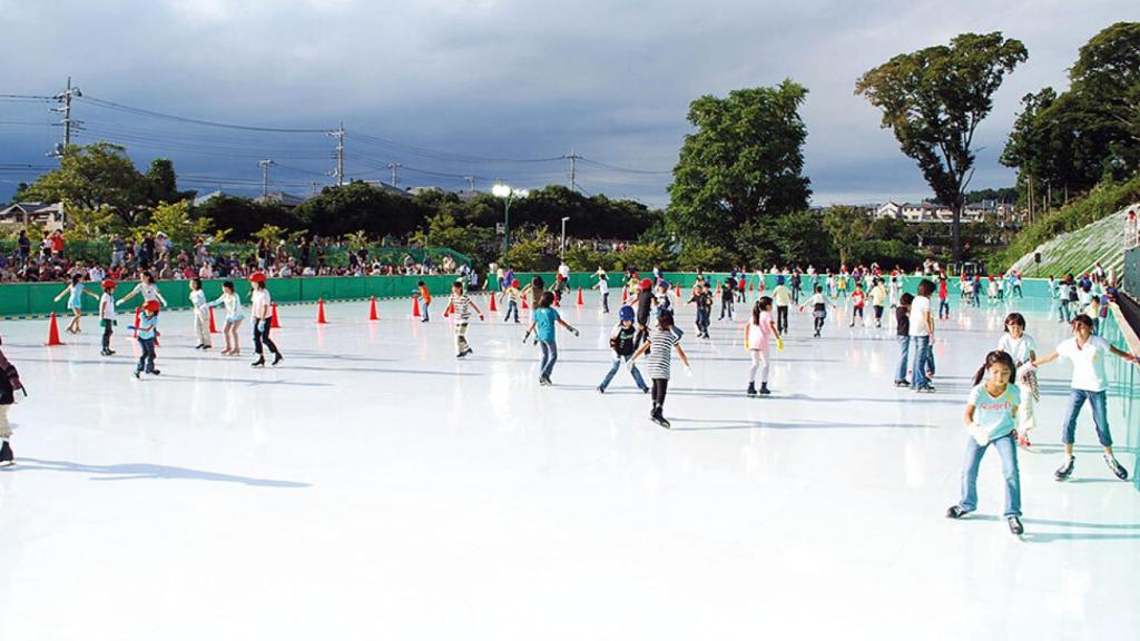 La pista de hielo más grande del mundo en Tokinosumika (Japón).