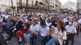 El público que asistió al acto institucional de La Pandorga en la Plaza Mayor de Ciudad Real.