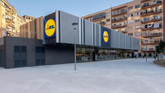 Fachada del supermercado Lidl.