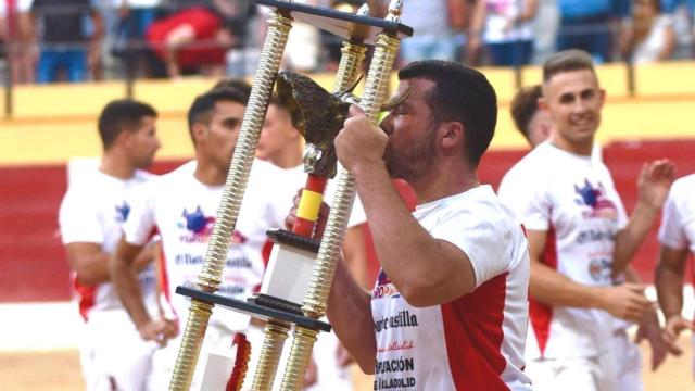 El cortador César Ramos (Pollos) se lleva la semifinal de Íscar