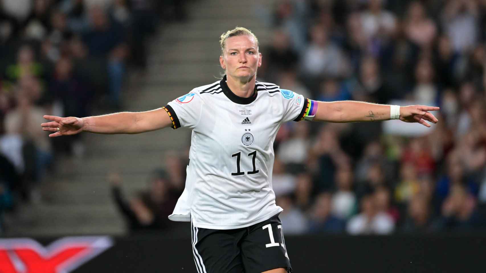 Alexandra Popp, en un partido de la selección de Alemania de fútbol femenino